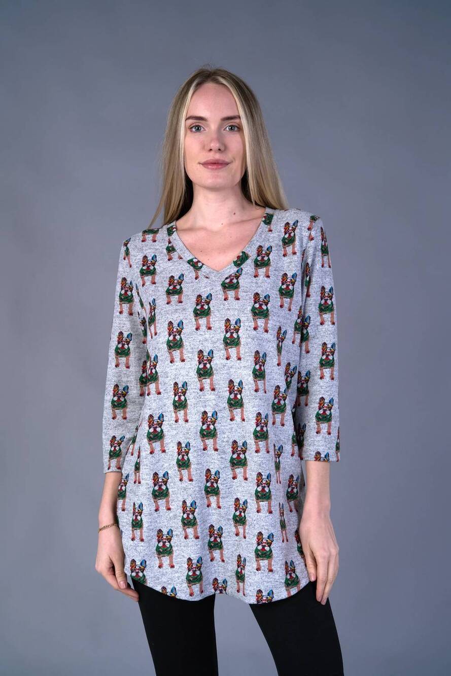 NEW SHANA APPAREL women's fleece v-neck dog tee in multi on light grey